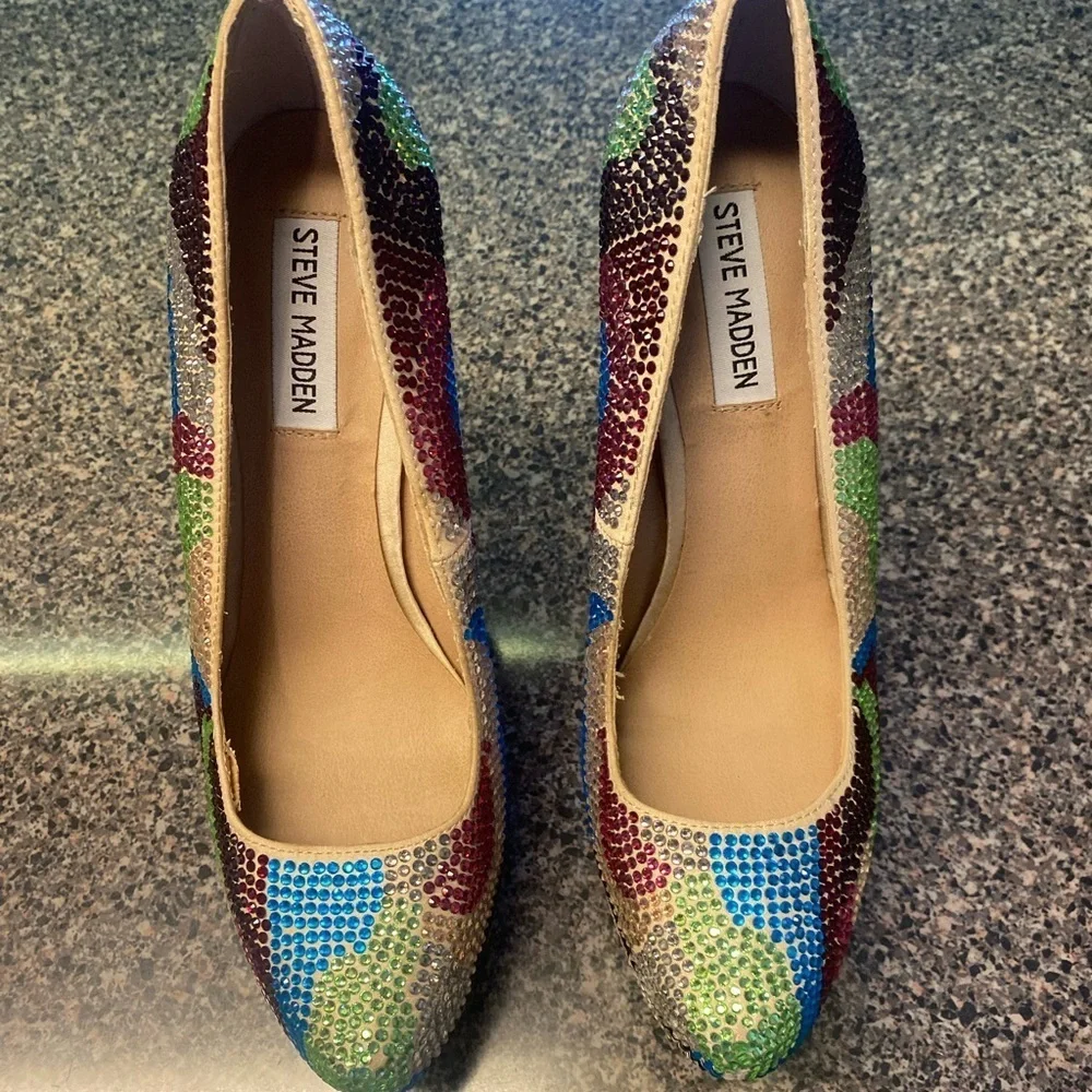 “STEVE MADDEN” Dyvinal Rainbow Platform Stiletto Heels